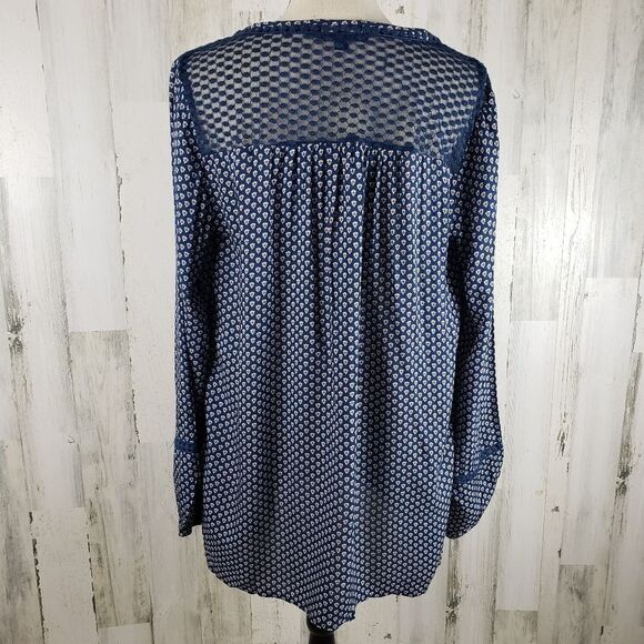 Suzanne Betro Floral Crochet Top - Picture 7 of 10